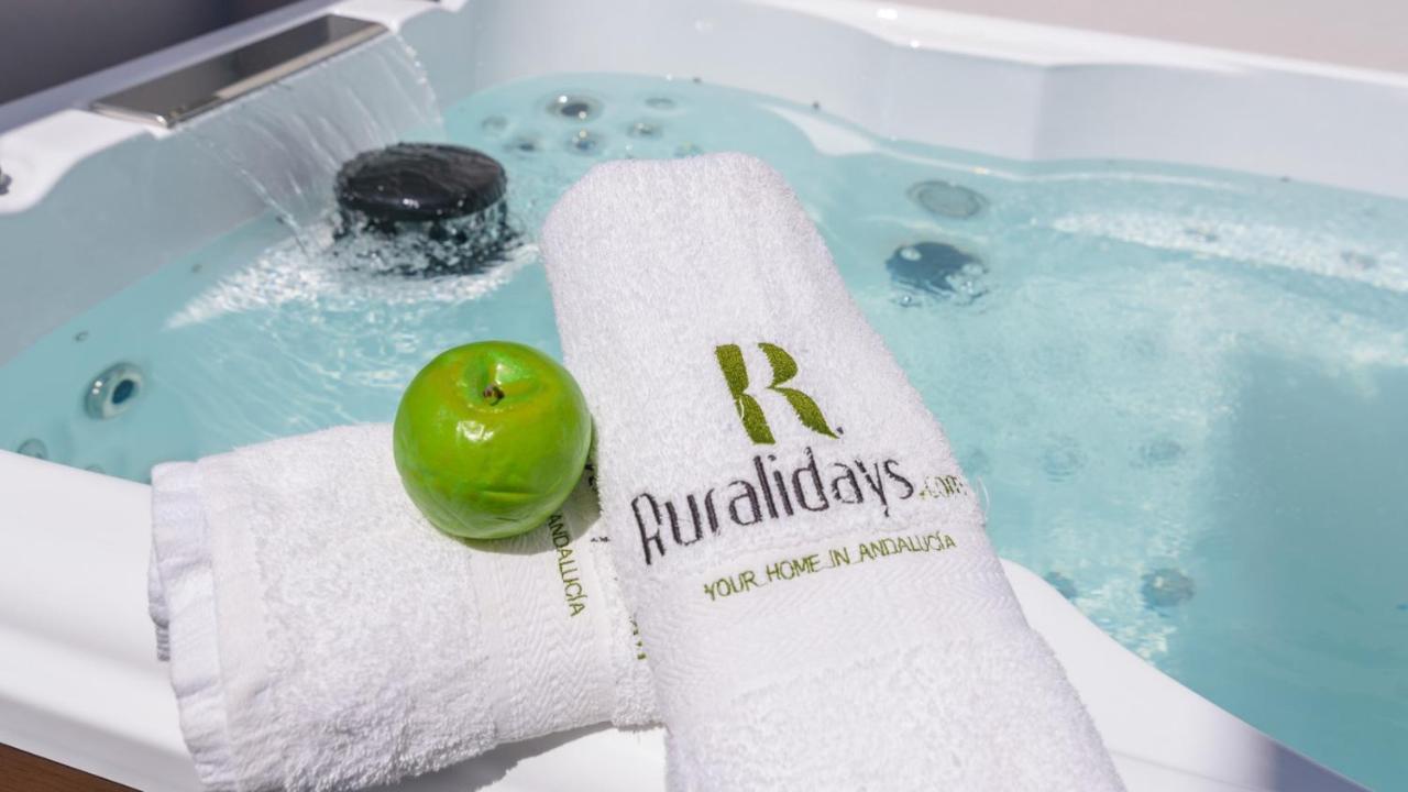 Maria's Head Villa Torre del Mar by Ruralidays — 4-Star Luxury Hotel in Torre Del Mar, Spain