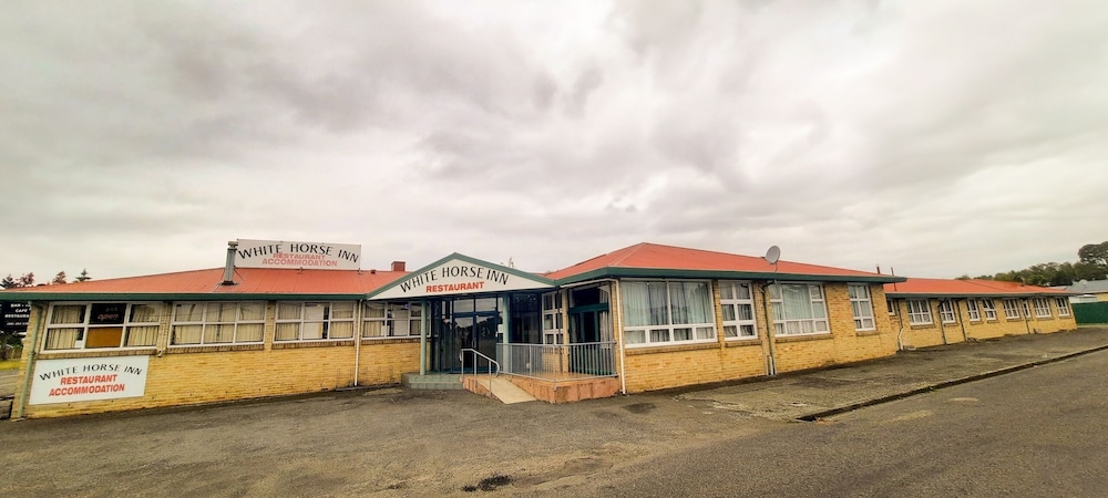 White Horse Inn Restaurant & Motel in Palmerston North, New Zealand