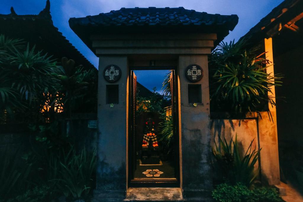 Puri Arta Villa — 4-Star Luxury Hotel in Ubud, Indonesia