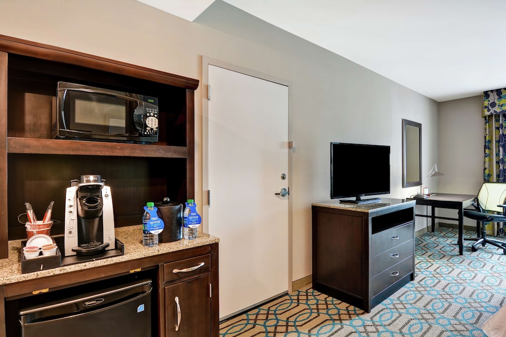 Hilton Garden Inn West Little Rock - photo 15