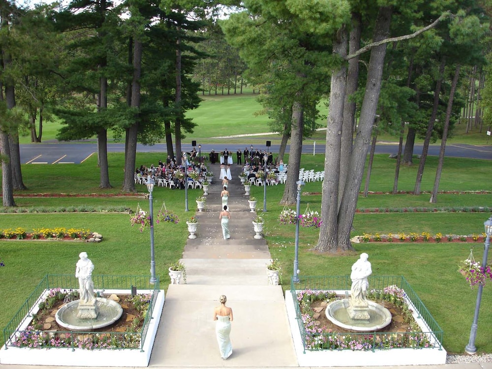 Four Seasons Island Resort - photo 98