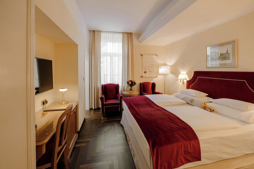 Hotel Erzherzog Rainer — 4-Star Luxury Hotel in Vienna, Austria