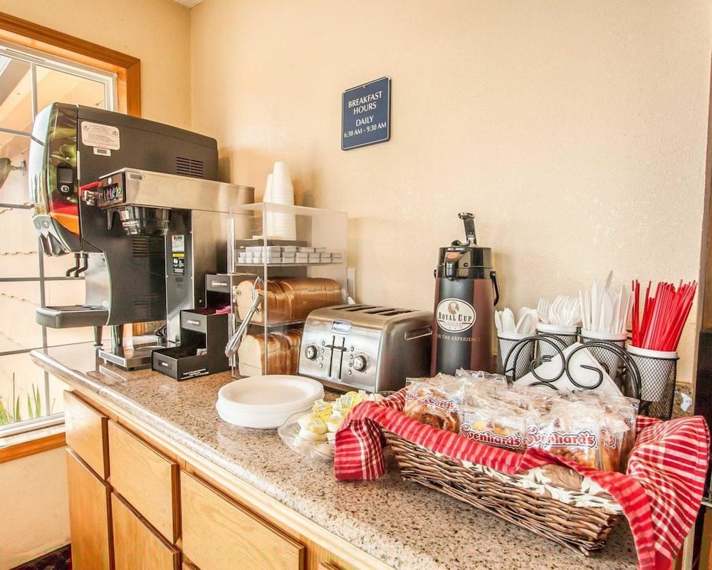 Rodeway Inn & Suites Portland West Beaverton - photo 26