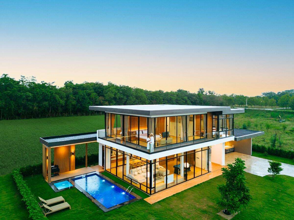 Krajokkaew mouthten khao yai in Pak Chong, Thailand