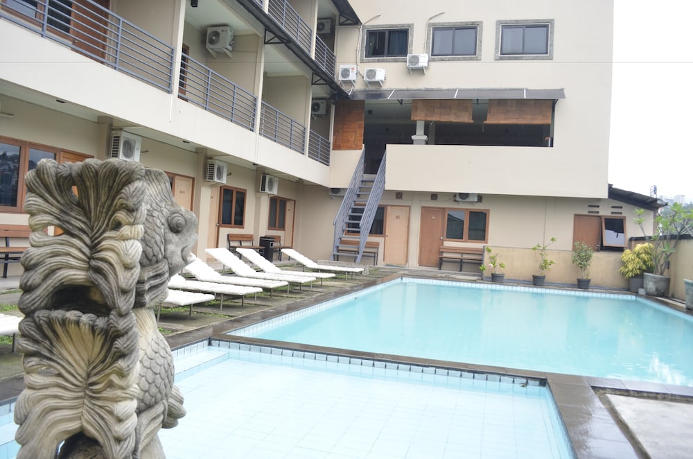 Augusta Valley — Bandung — photo 5