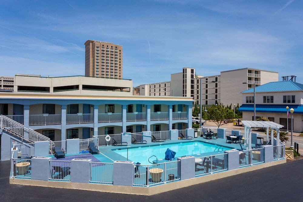 Ramada by Wyndham Virginia Beach - photo 37