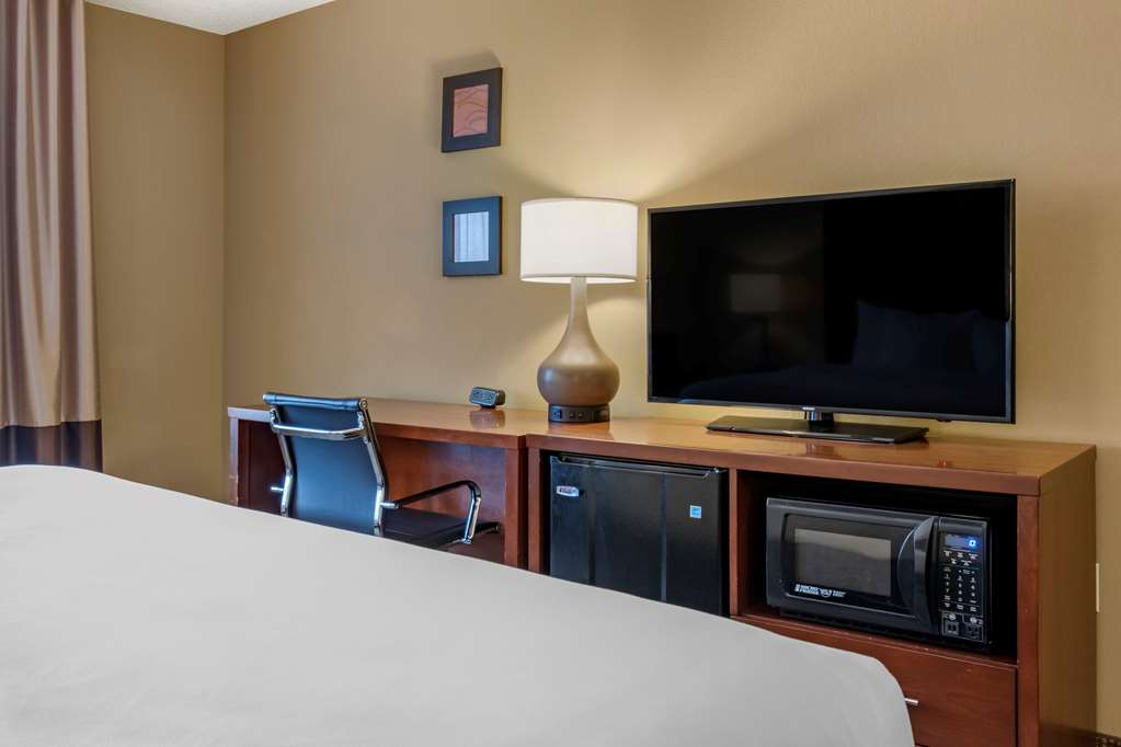 Comfort Inn PA Turnpike 1 81 - photo 7