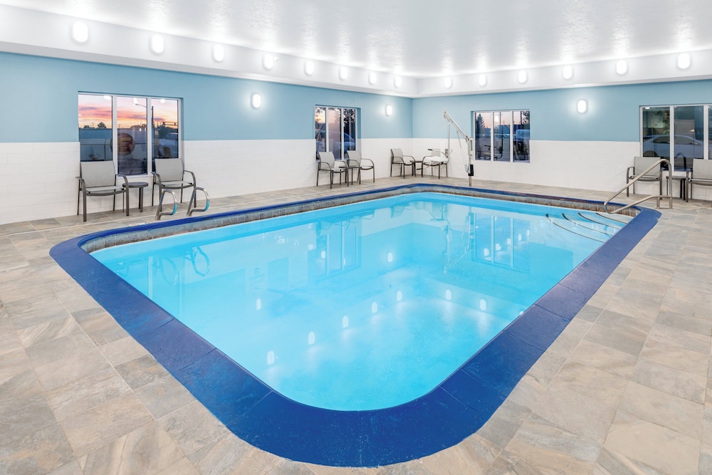 Holiday Inn Express Hotel & Suites Cheyenne by IHG - photo 28