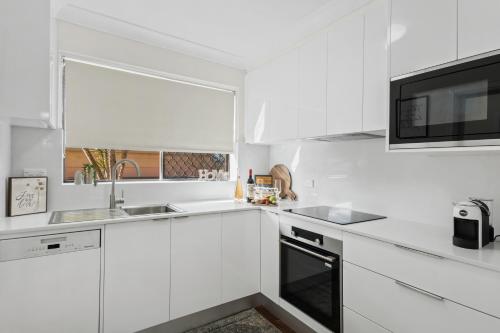 Pepe's Beach Pad — 4-Star Luxury Hotel in Towradgi, Australia