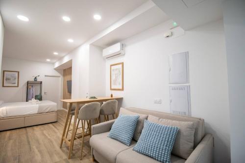 Cid Flats by Concept — carbon neutral stay, Valencia