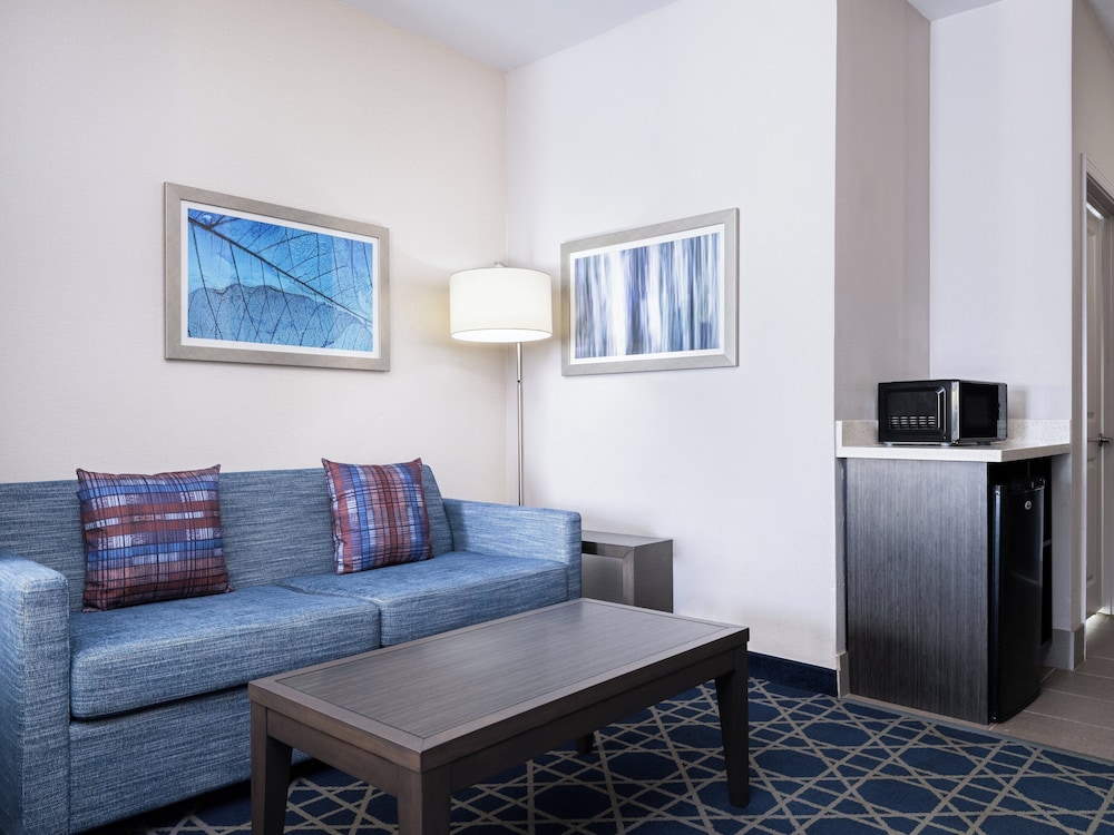 Garner Hotel Longview South by IHG - photo 22
