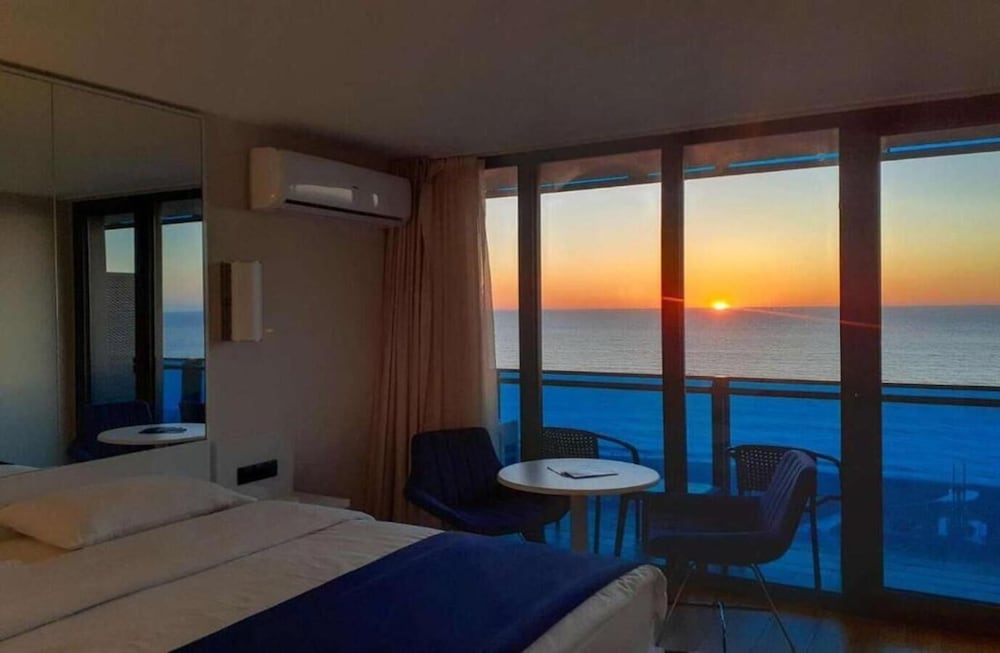 Holiday in orbi city — 5-Star Luxury Hotel in Batumi, Georgia