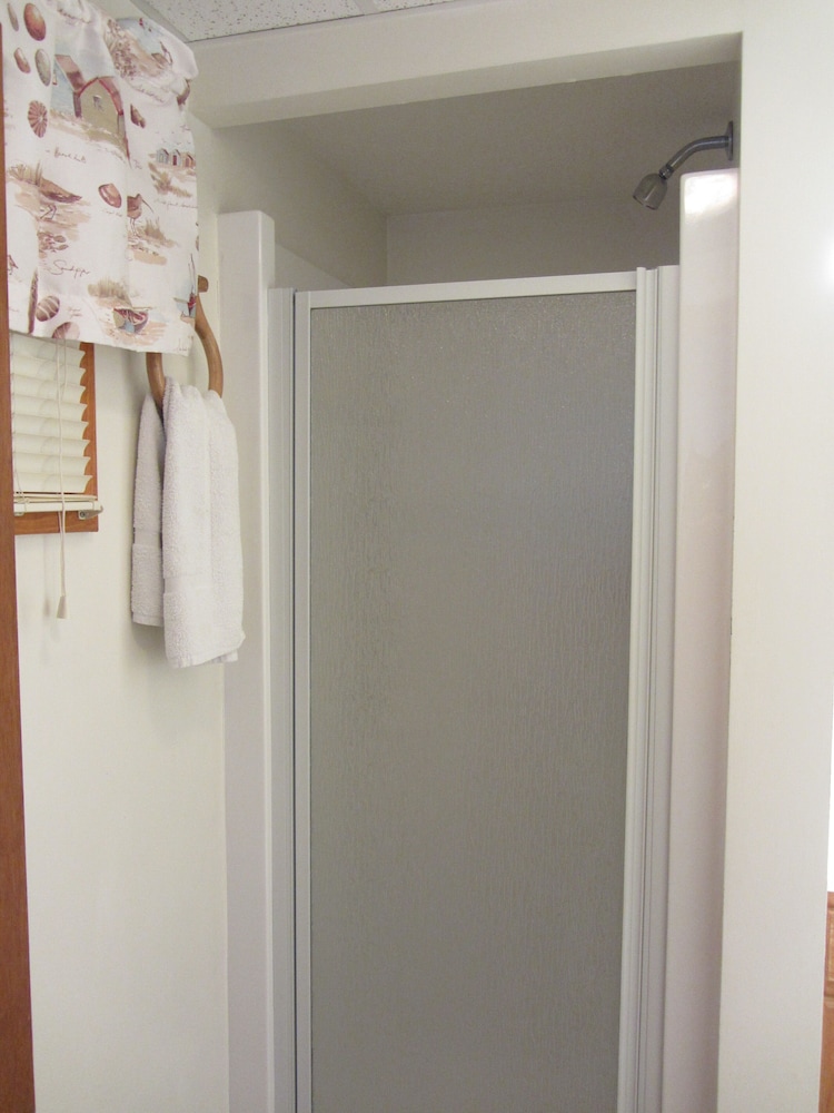 Green Dolphin Motel - photo 47