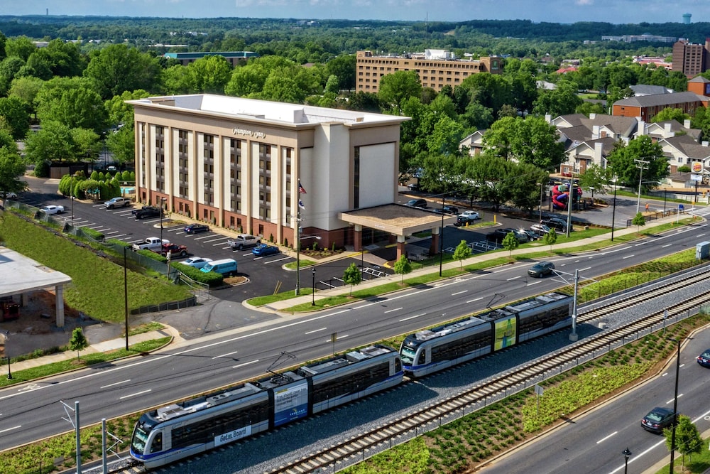 Hampton Inn Charlotte University Place - photo 23