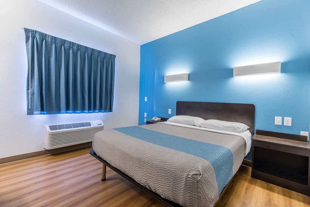 Motel 6 Indianapolis IN Southport - photo 15