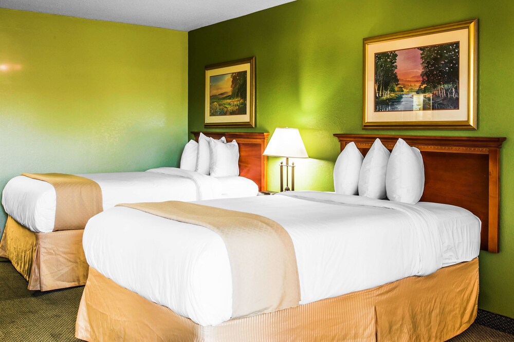 Quality Inn & Suites Waycross - photo 16