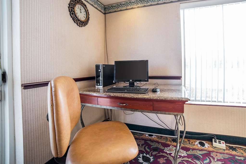 Rodeway Inn & Suites Nampa - photo 22