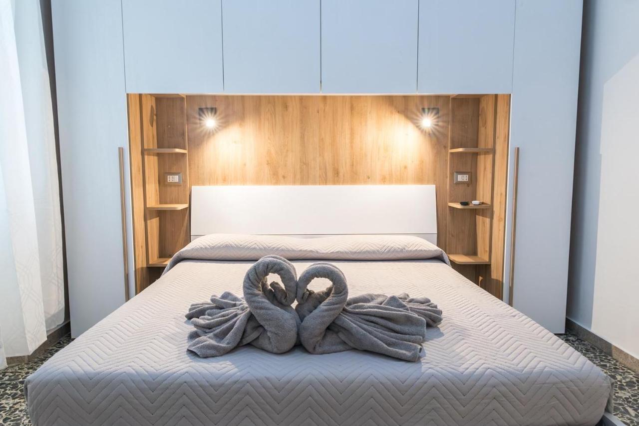 Le case nel vicolo in Alghero, Italy