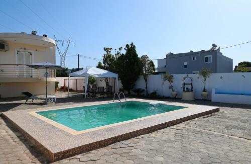 Oasis Lower Ground Floor Apartment — 4-Star Luxury Hotel in Argos, Greece