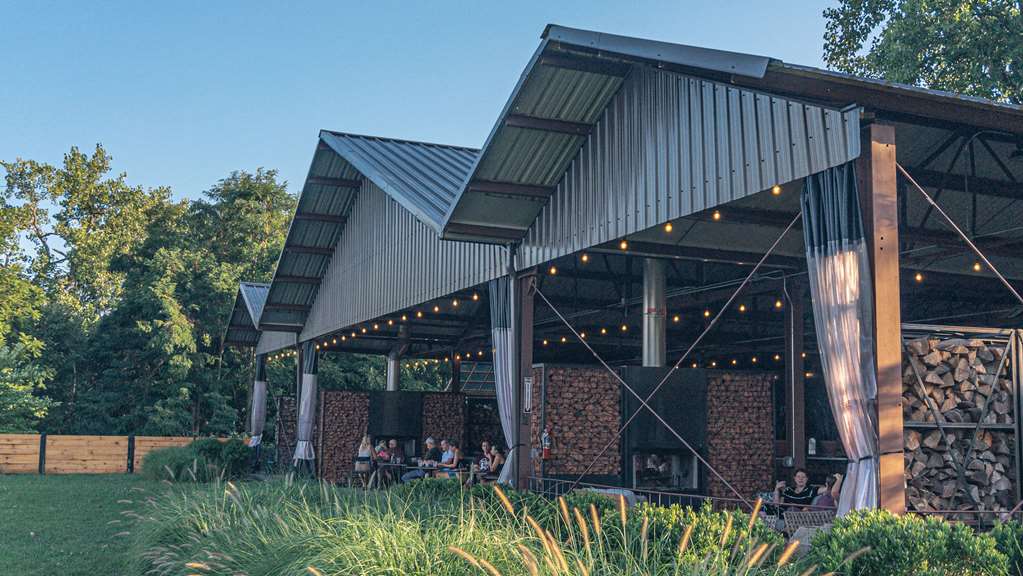 Hutton Brickyards Riverfront Hotel Venue - photo 19
