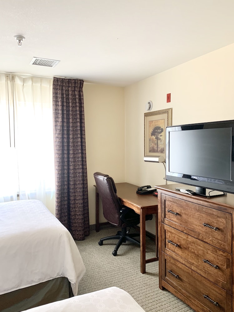 Staybridge Suites Albuquerque Airport by IHG - photo 9