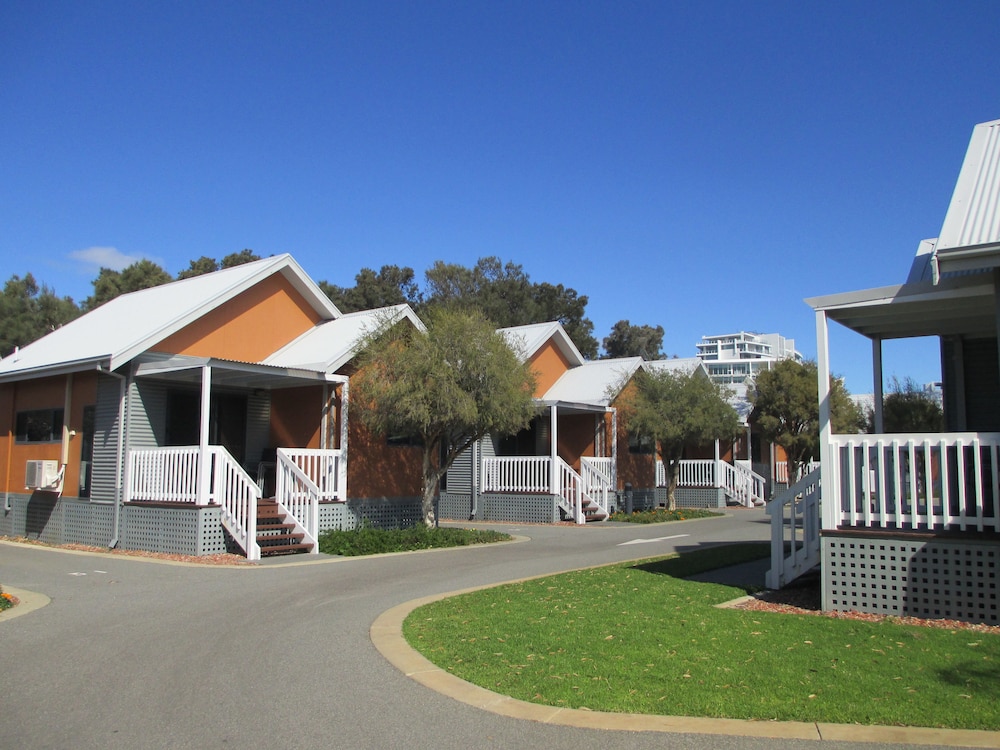 Mandurah Ocean Marina Chalets in Mandurah, Australia