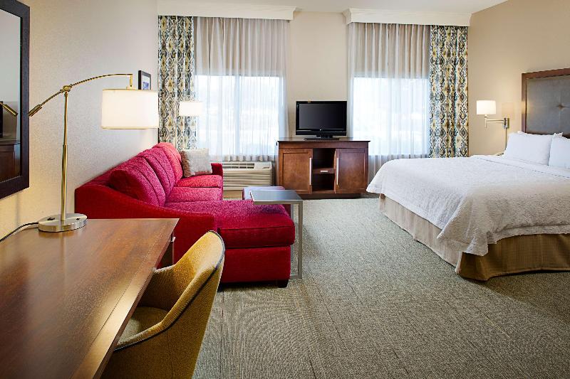 Hampton Inn & Suites Palmdale - photo 101