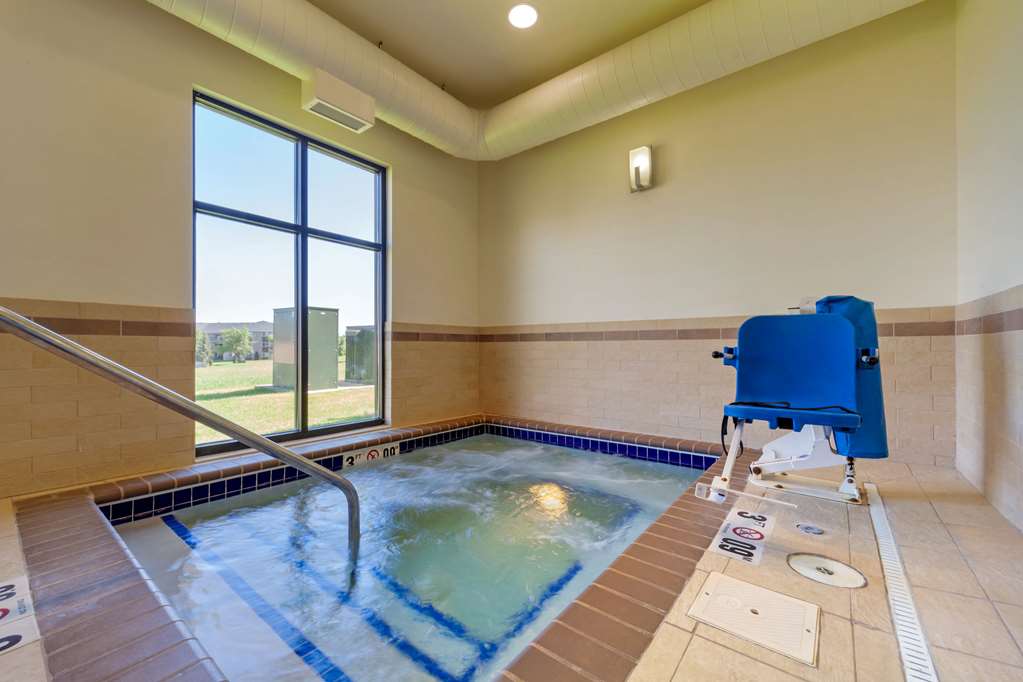 Sleep Inn & Suites Bismarck I 94 - photo 35