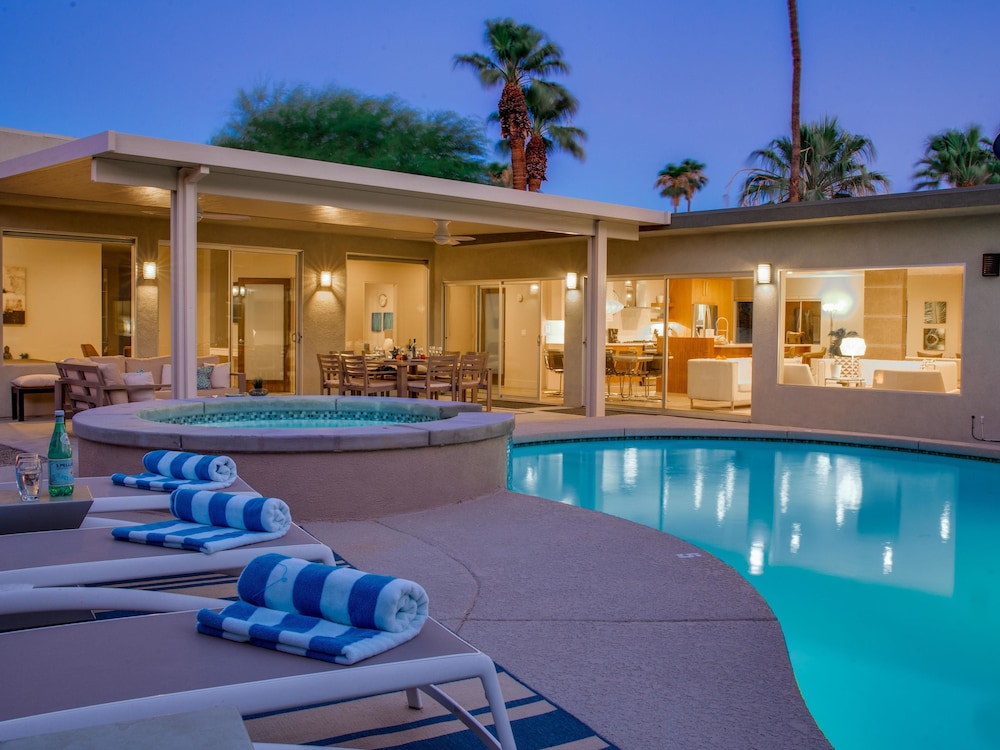Bon Vivant Palms Holiday home 4 — 4-Star Luxury Hotel in Palm Springs, United States