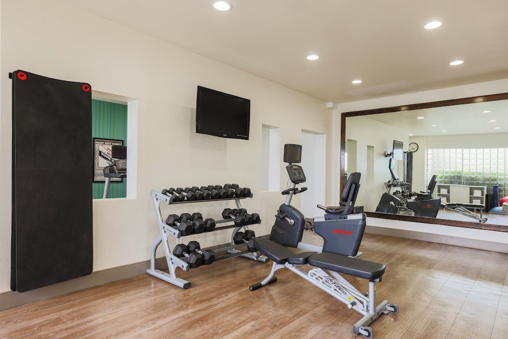 Holiday Inn Express Burlington by IHG - photo 40