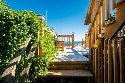 God is Nigh by Oak Island Accommodations - photo 11