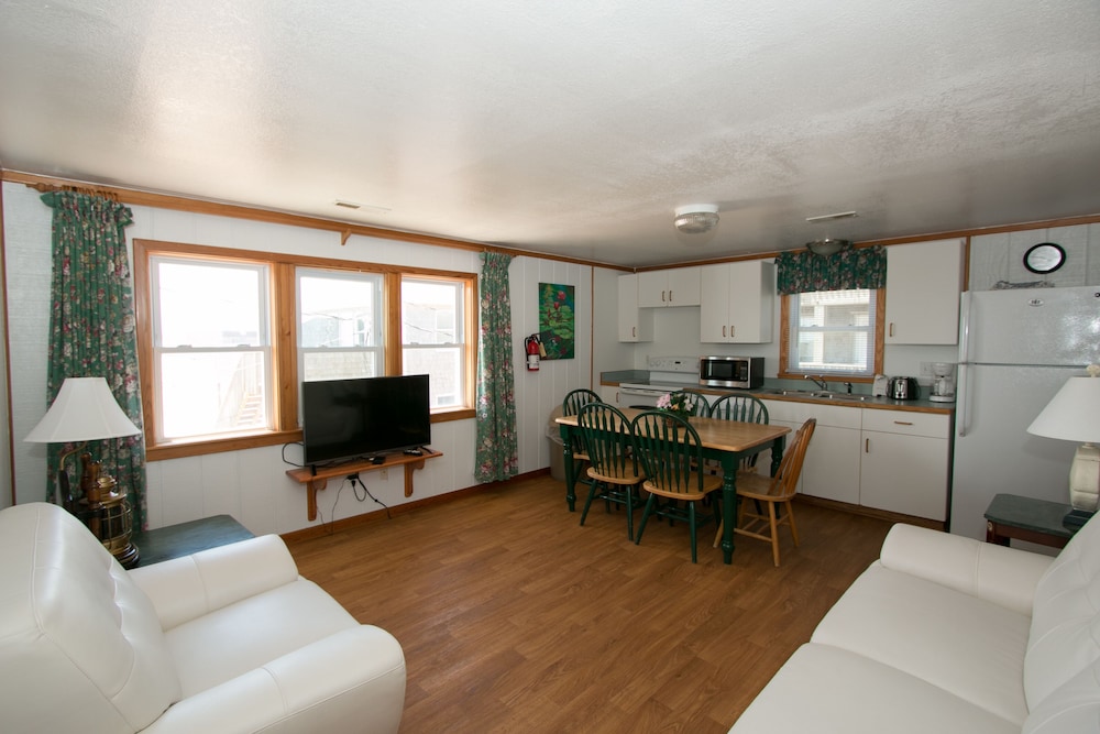 Outer Banks Motel - photo 99