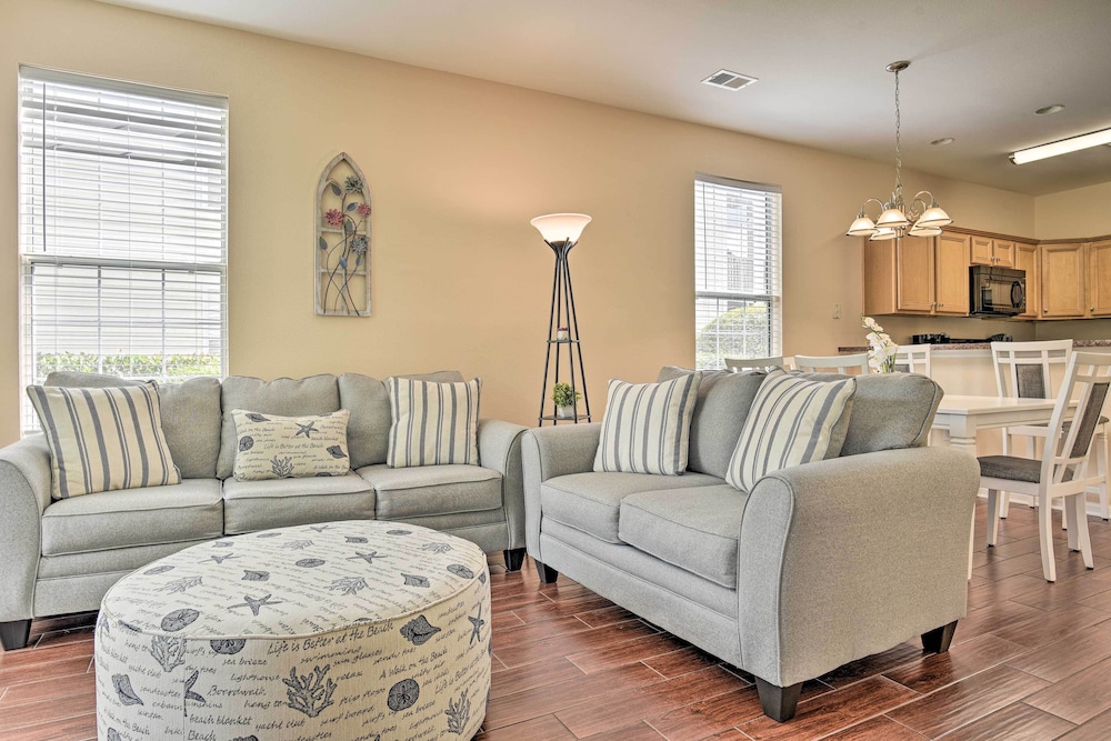 First Floor Myrtle Beach Condo with Pool Access — 4-Star Luxury Hotel in Myrtle Beach, United States