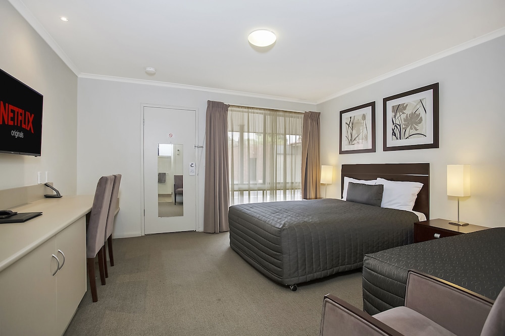 Elm Tree Motel - carbon neutral hotel in Warrnambool