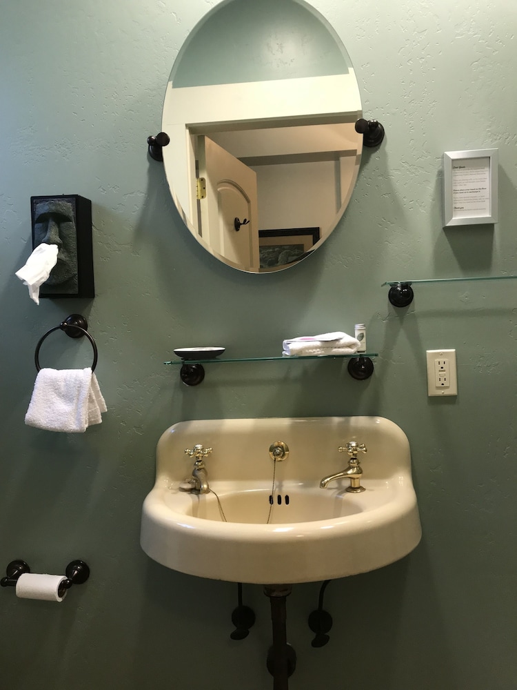 Hotel Sutter - photo 40