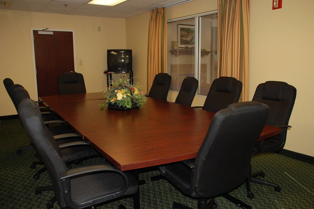 Fairfield Inn by Marriott Myrtle Beach Broadway at the Beach - photo 26