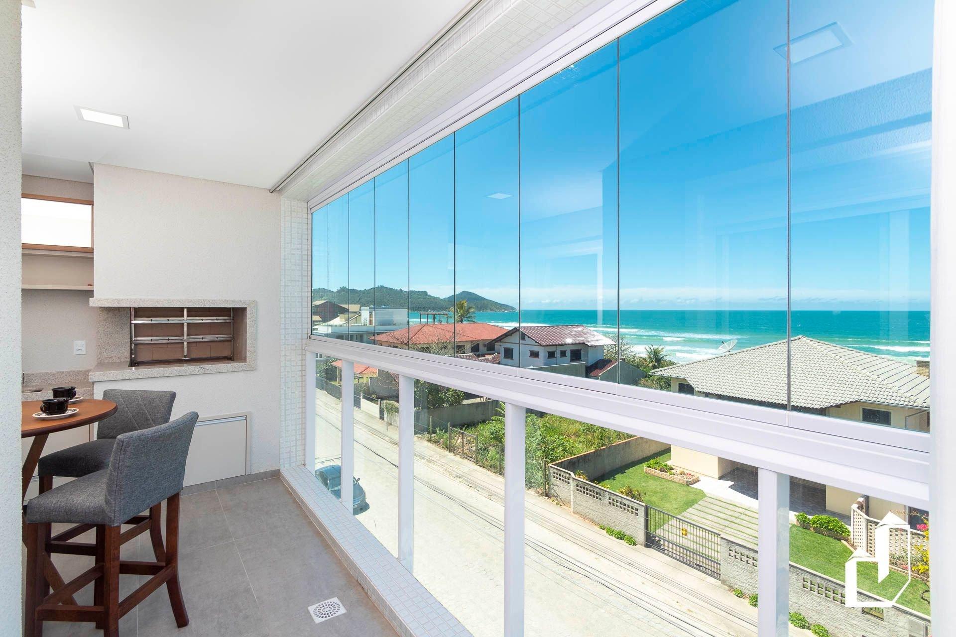 Casa frente ao Mar de Dentro com pôr do sol único