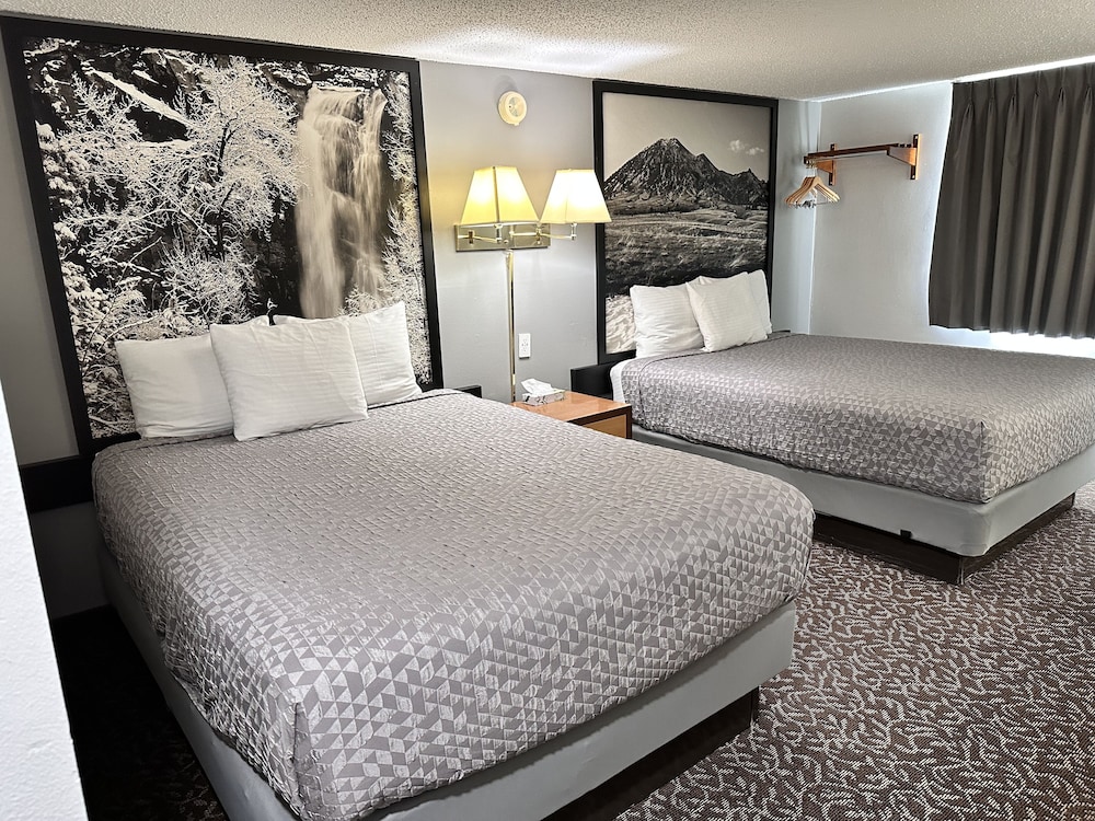 Yankton Inn - photo 8