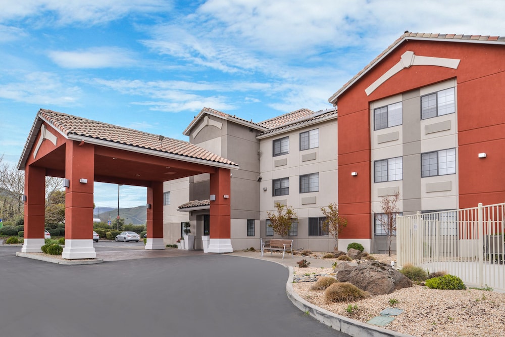 Holiday Inn Express Westley North Patterson Area — Patterson