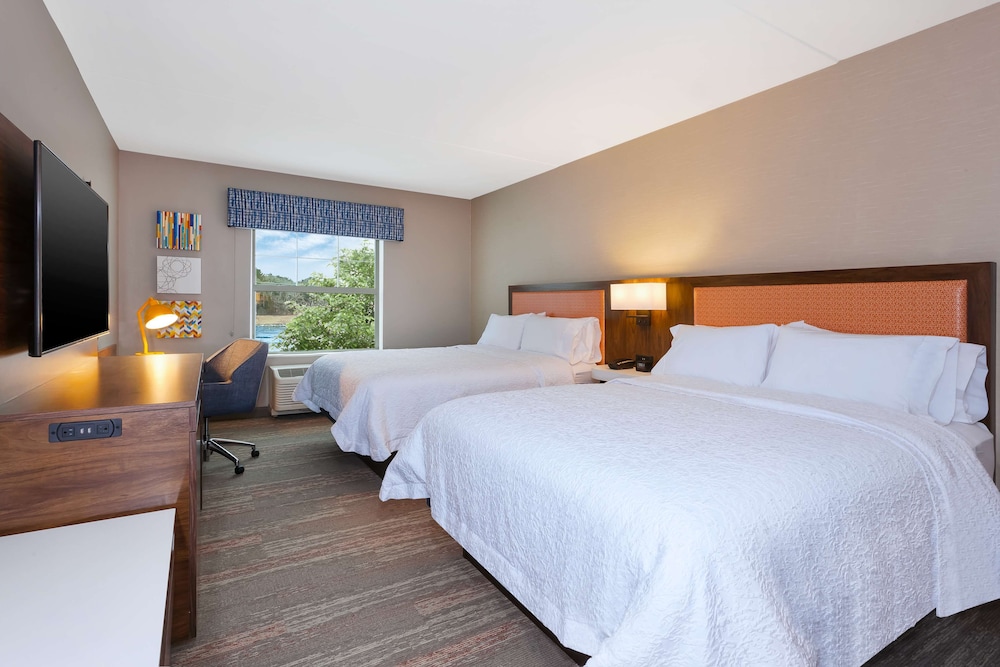 Hampton Inn Cape Cod Canal - photo 13