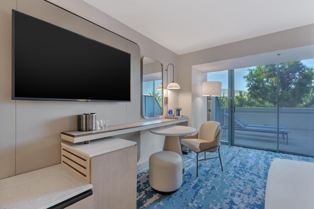 Hilton Anaheim - photo 55