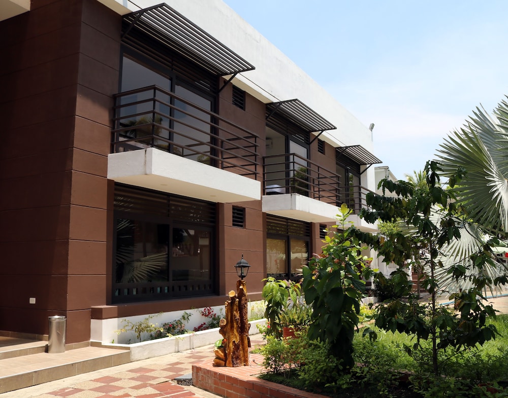Hotel Restaurante Versalles — hotel in Melgar