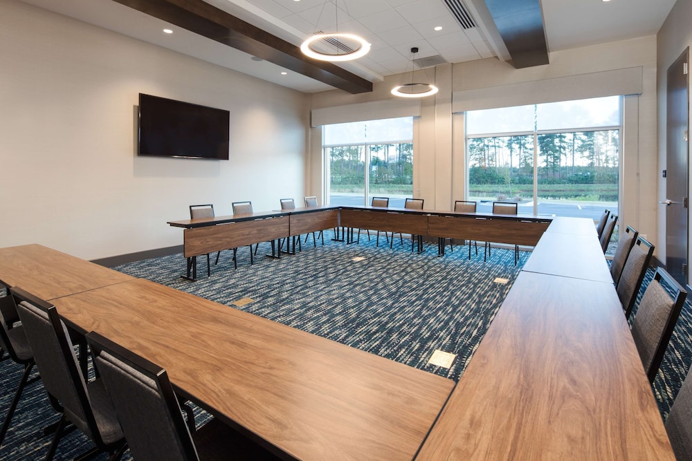 Hampton Inn by Hilton Smithfield Selma - photo 31