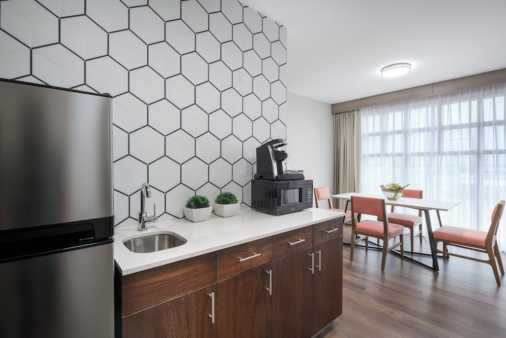 Holiday Inn Express Hotel & Suites Belgrade by IHG - photo 29