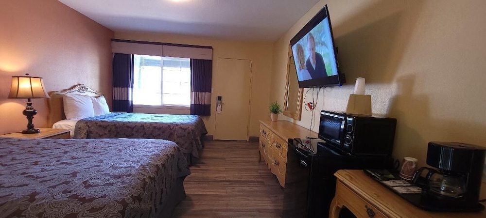 Lakeview Inn Lucerne - photo 33