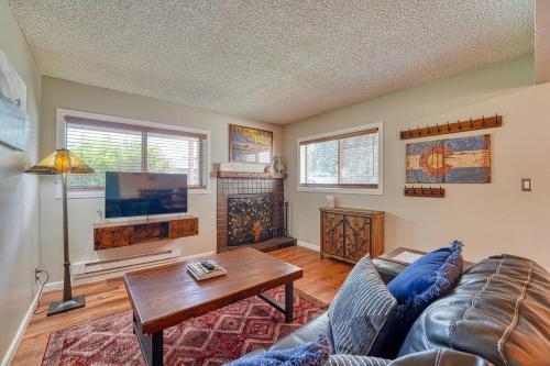 Cozy Avon Home by Beaver Creek — 4-Star Luxury Hotel in Avon, United States