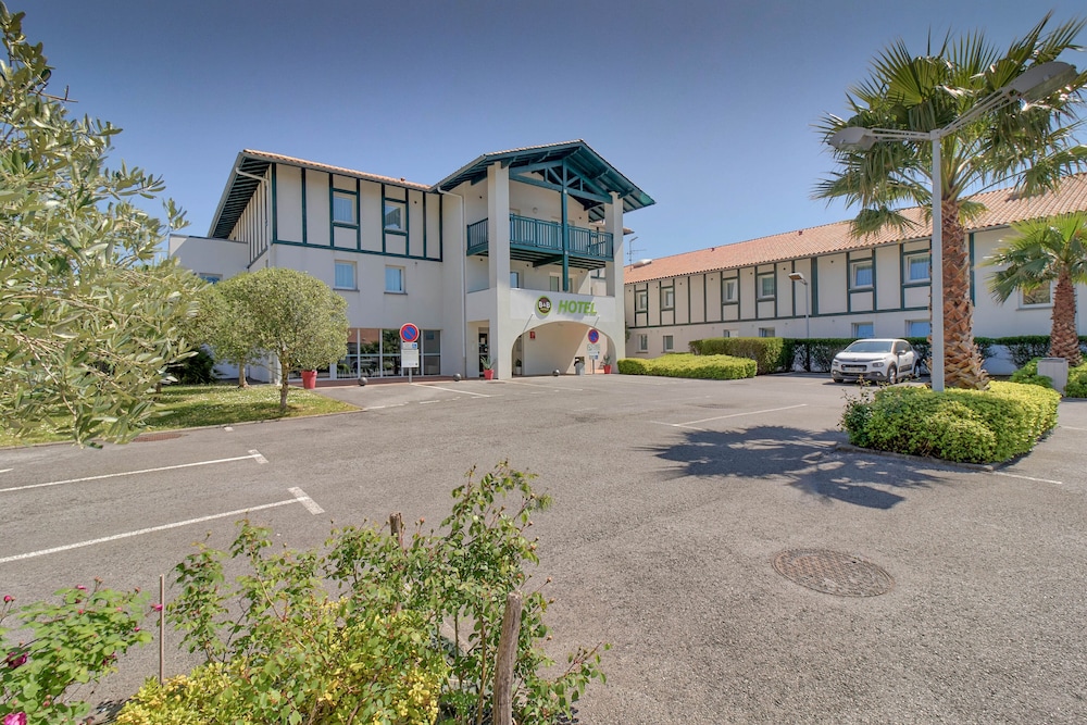 B&B Hotel Saint Jean De Luz in Saint-Jean-De-Luz, France