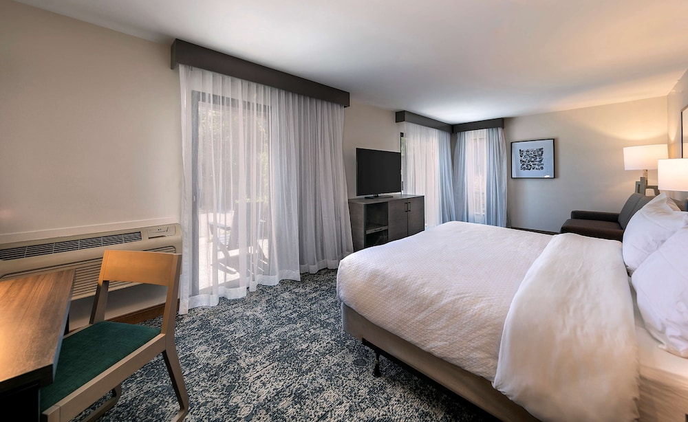 Seacliff Inn Aptos Tapestry Collection by Hilton - photo 9