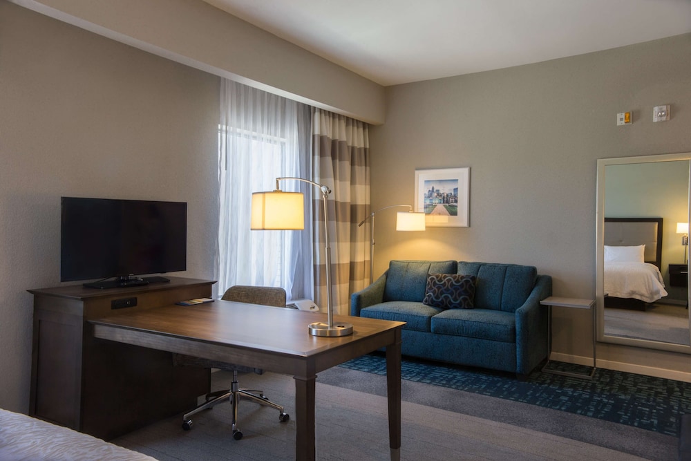 Hampton Inn & Suites Charlotte Ballantyne - photo 27