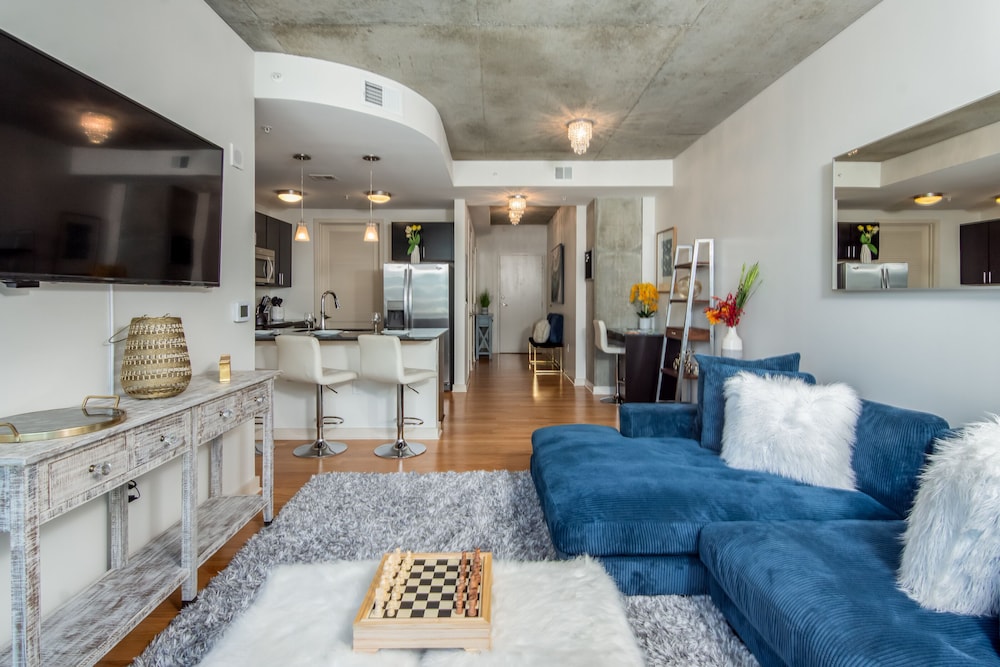 Oakwood At Skyhouse South - featured photo